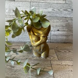 Cement pot female figure